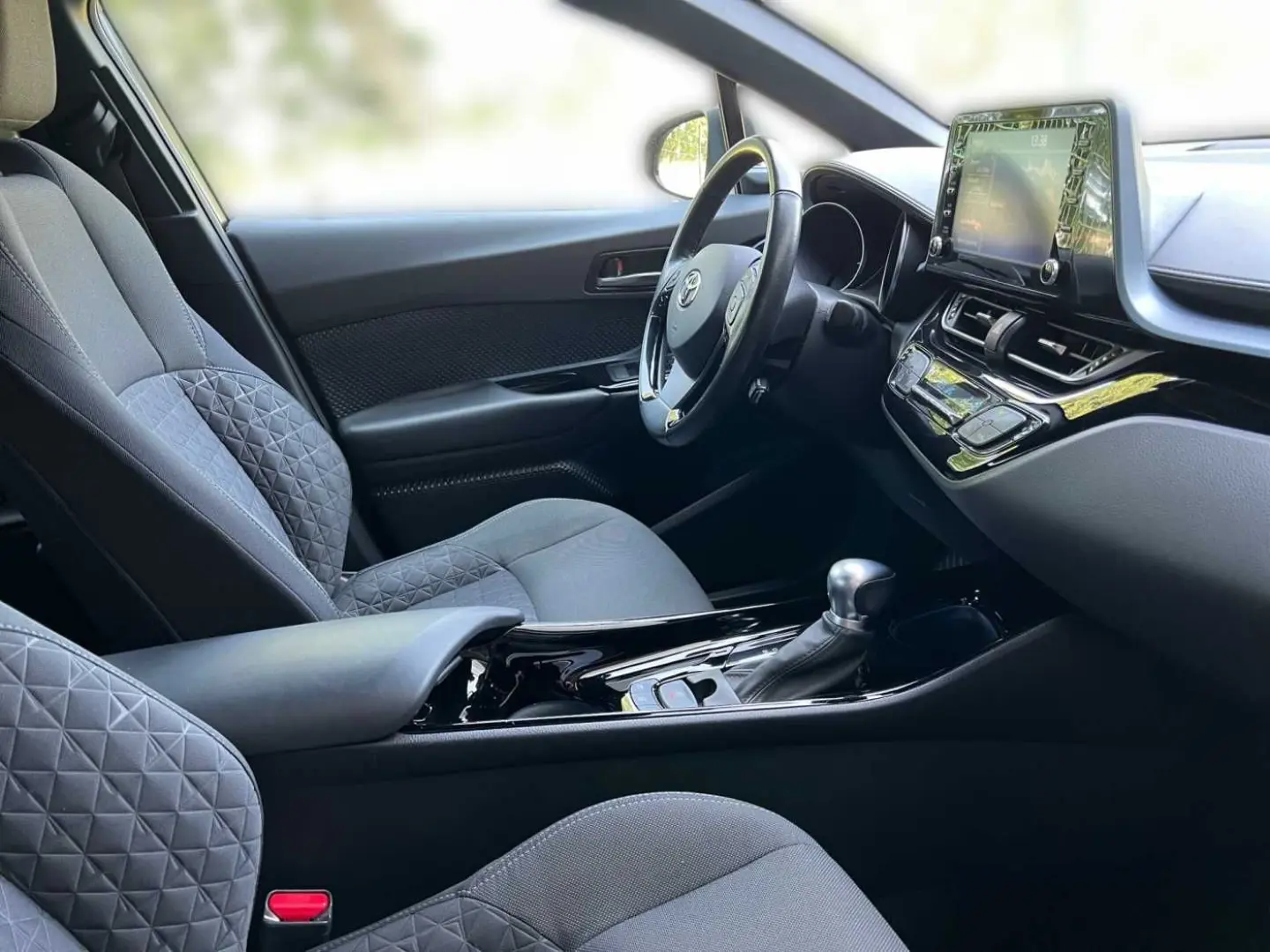 C-HR 1.8 Hybrid Team D LED SHZ PDC