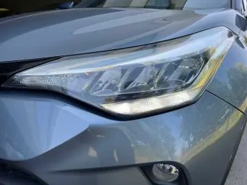 C-HR 1.8 Hybrid Team D LED SHZ PDC
