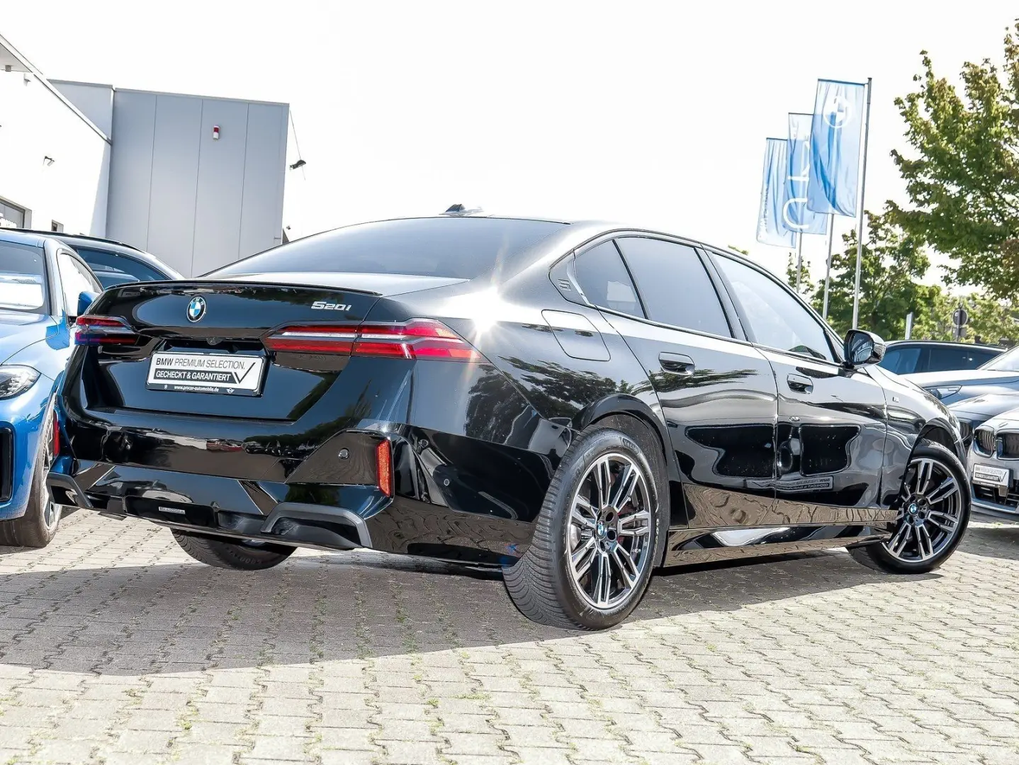 520i M Sport Pro Pano Iconic Glow DA+ H/K