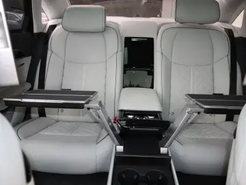 A8L 60 TFSI e lang FULL EXCLUSIVE