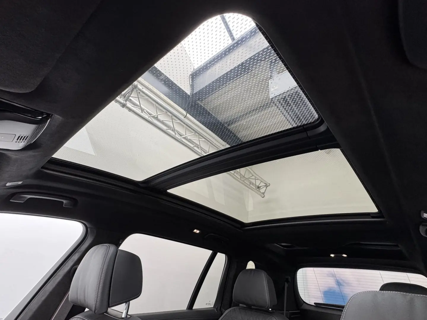 X7 xDrive40i M Sport Pro DrivePro AHK Sky 6Seats