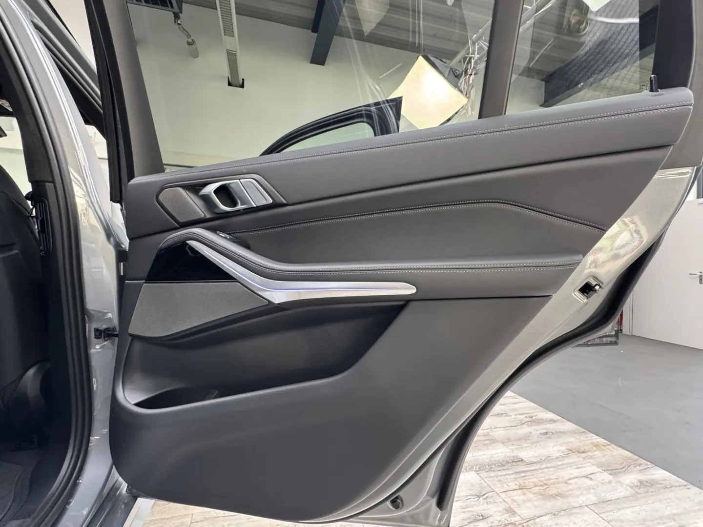 X7 xDrive40i M Sport Pro DrivePro AHK Sky 6Seats