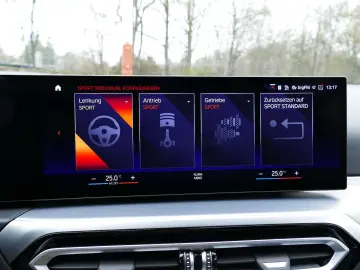 318i Sport+ M Shadow Leder DrivingAs Widescreen