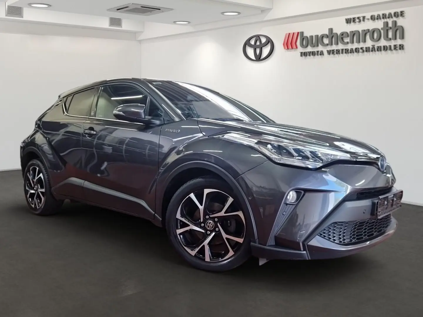 C-HR Hybrid Team D. 1.8 +Allwetterräder + Navi