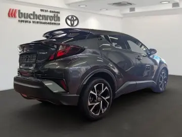 C-HR Hybrid Team D. 1.8 +Allwetterräder + Navi