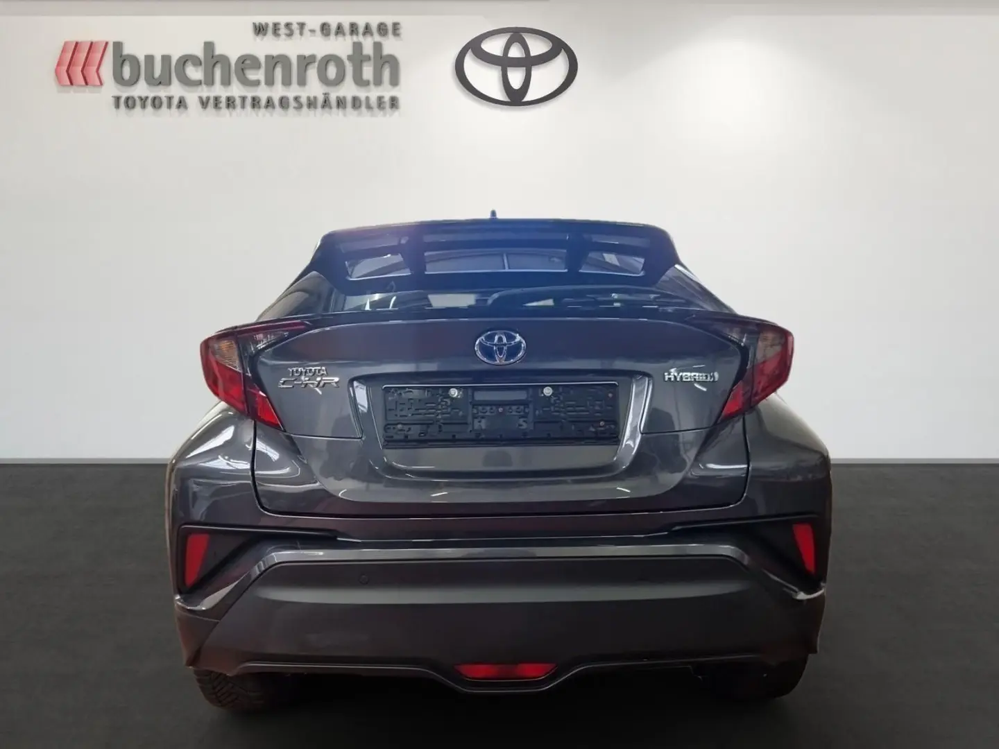 C-HR Hybrid Team D. 1.8 +Allwetterräder + Navi