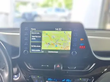 C-HR Hybrid Team D. 1.8 +Allwetterräder + Navi