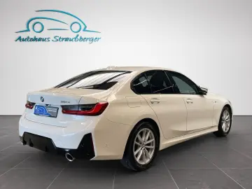 320i Lim. LCI II M-Sport ACC HiFi 360° NP:70.000