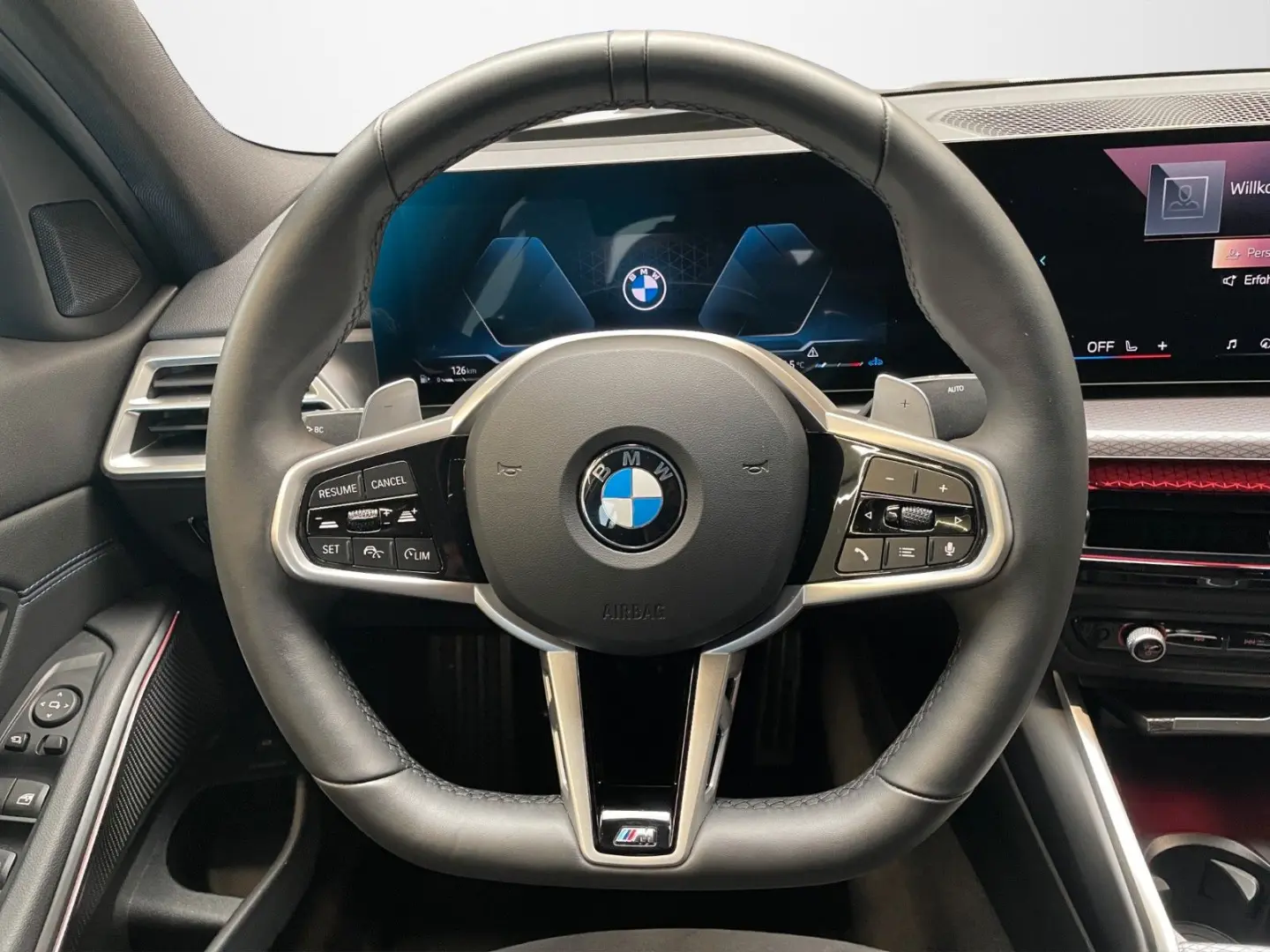 320i Lim. LCI II M-Sport ACC HiFi 360° NP:70.000