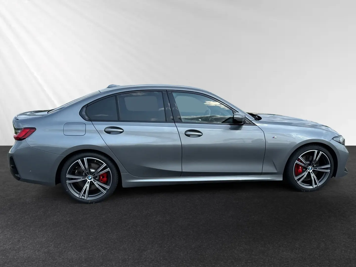 318d M Sport Pro|19