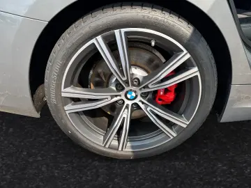 318d M Sport Pro|19
