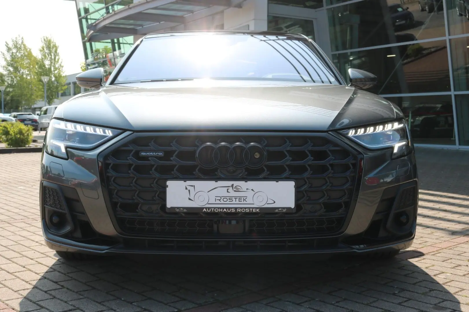 A8 L 60 TFSI e Lang S line /3xTV/Pano/B&O/170NP