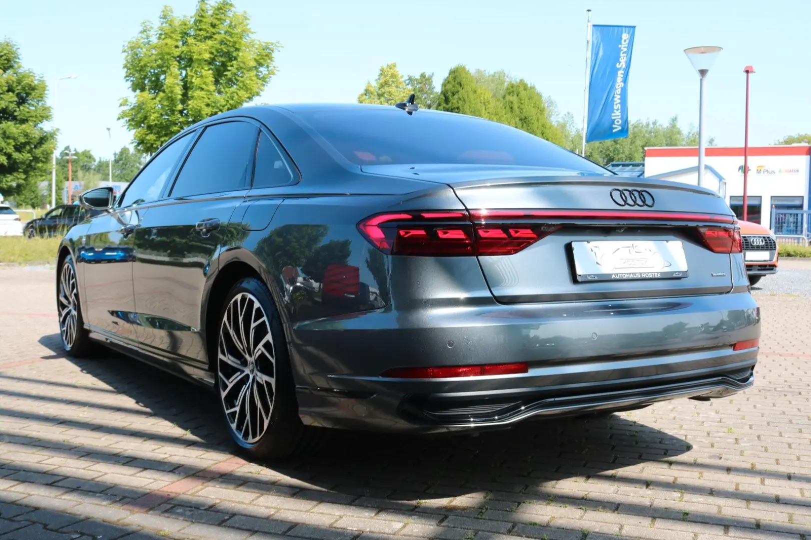 A8 L 60 TFSI e Lang S line /3xTV/Pano/B&O/170NP