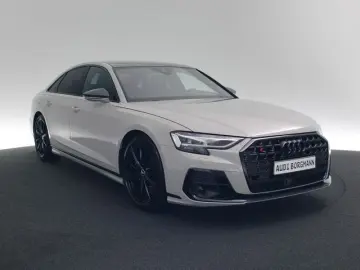 S8 4.0 TFSI quattro 360° MATRIX-LED PANO STANDHZ