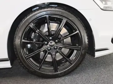 S8 4.0 TFSI quattro 360° MATRIX-LED PANO STANDHZ