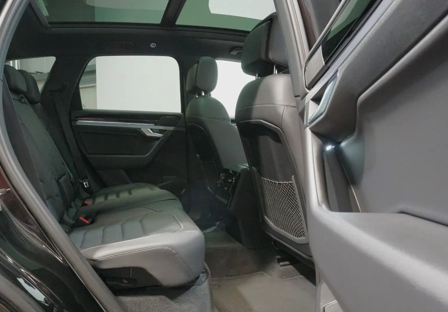 Touareg R-Line 4Motion 3.0 TDI*PANO*LUFT*360°AHK