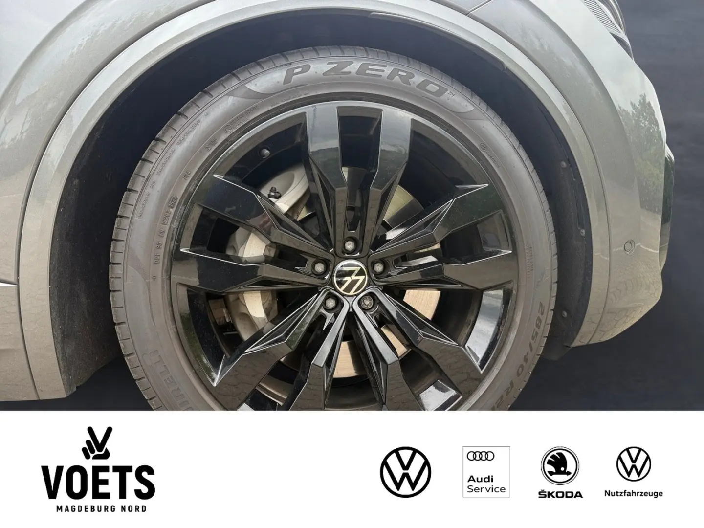 Touareg eHybrid  R 4Motion  MATRIX+NAVI+HUD+AHK+