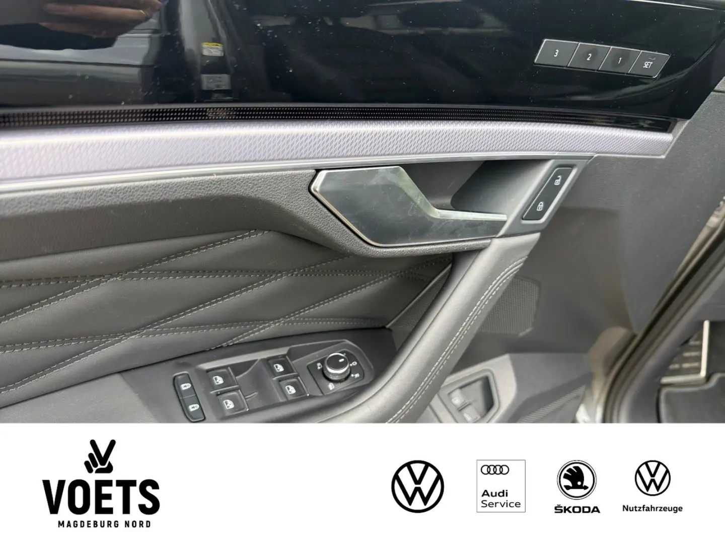 Touareg eHybrid  R 4Motion  MATRIX+NAVI+HUD+AHK+