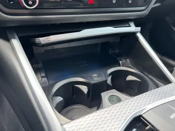 318i Lim. M-Sport HUD/RFK GARANTIE bis 06/2029