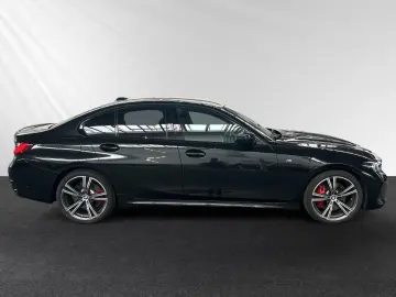 318d M Sport Pro|19