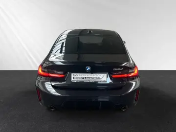 318d M Sport Pro|19