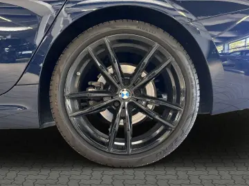 320 dxDriveSpAut.M-SPORT HeadUP ACC AdaptLED 19'