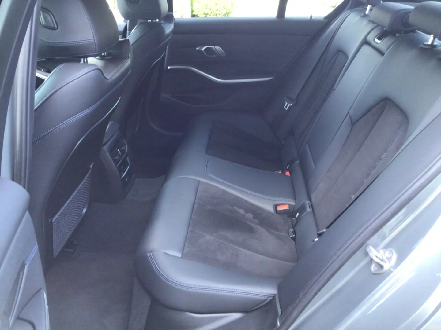 320d xDrive Lim. M Sportpaket Standheizung Driv.