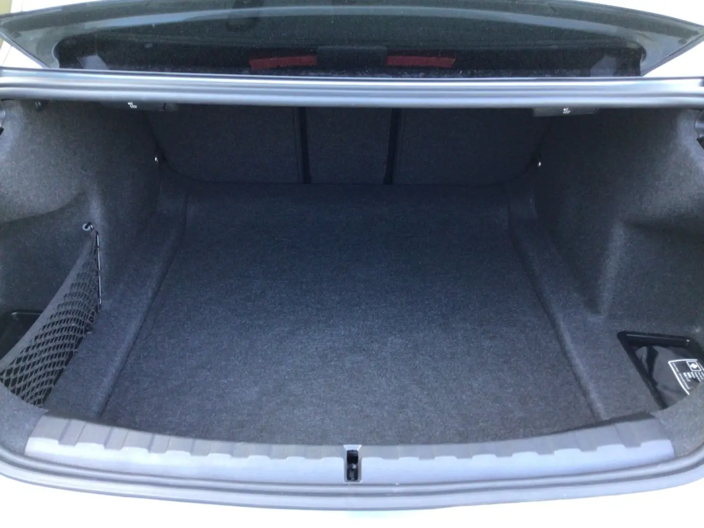 320d xDrive Lim. M Sportpaket Standheizung Driv.