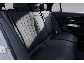 E 300 de 4M T *AMG*PANO*AHK*SITZKL*SUPERSCREEN*