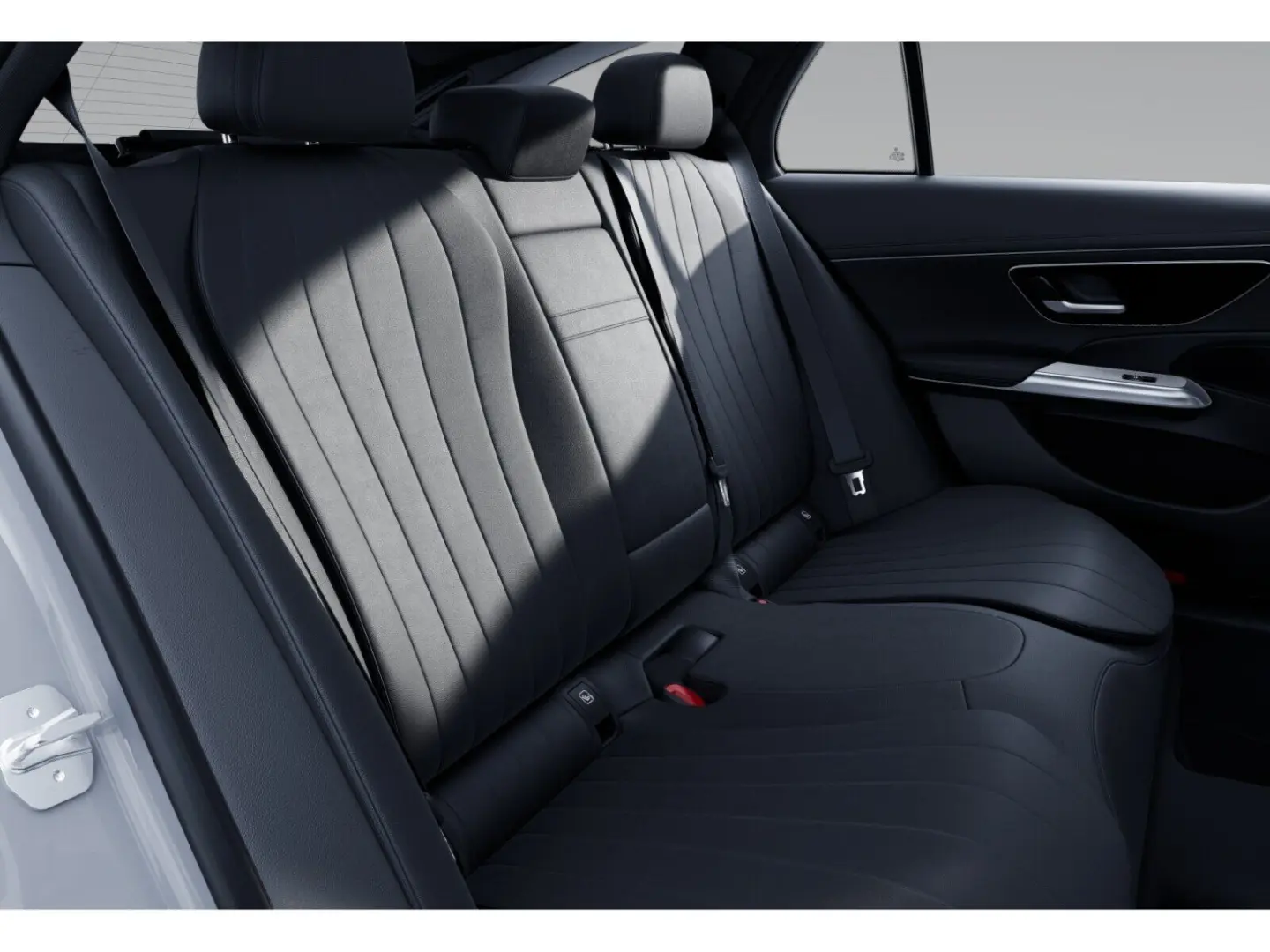 E 300 de 4M T *AMG*PANO*AHK*SITZKL*SUPERSCREEN*