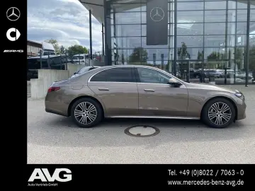E 220 d 4M EXCLUSIVE Prem Pano Distr Burm DigLig