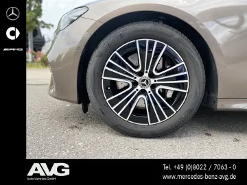 E 220 d 4M EXCLUSIVE Prem Pano Distr Burm DigLig