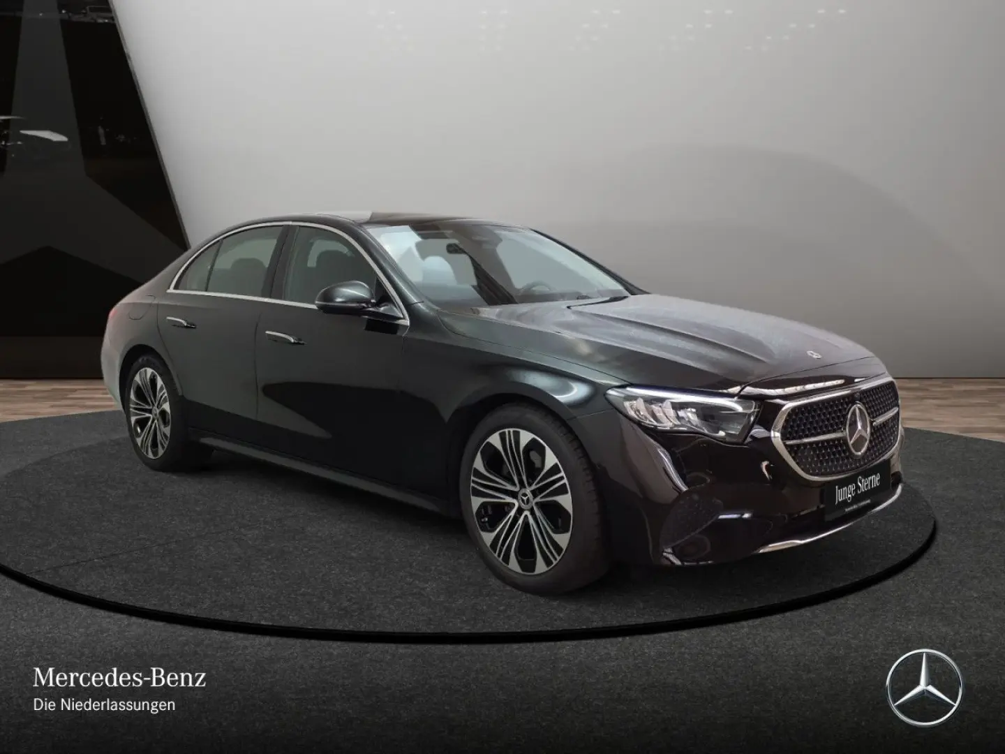 E 200 Avantgarde Advanced/PANO/LED/DISTR/19