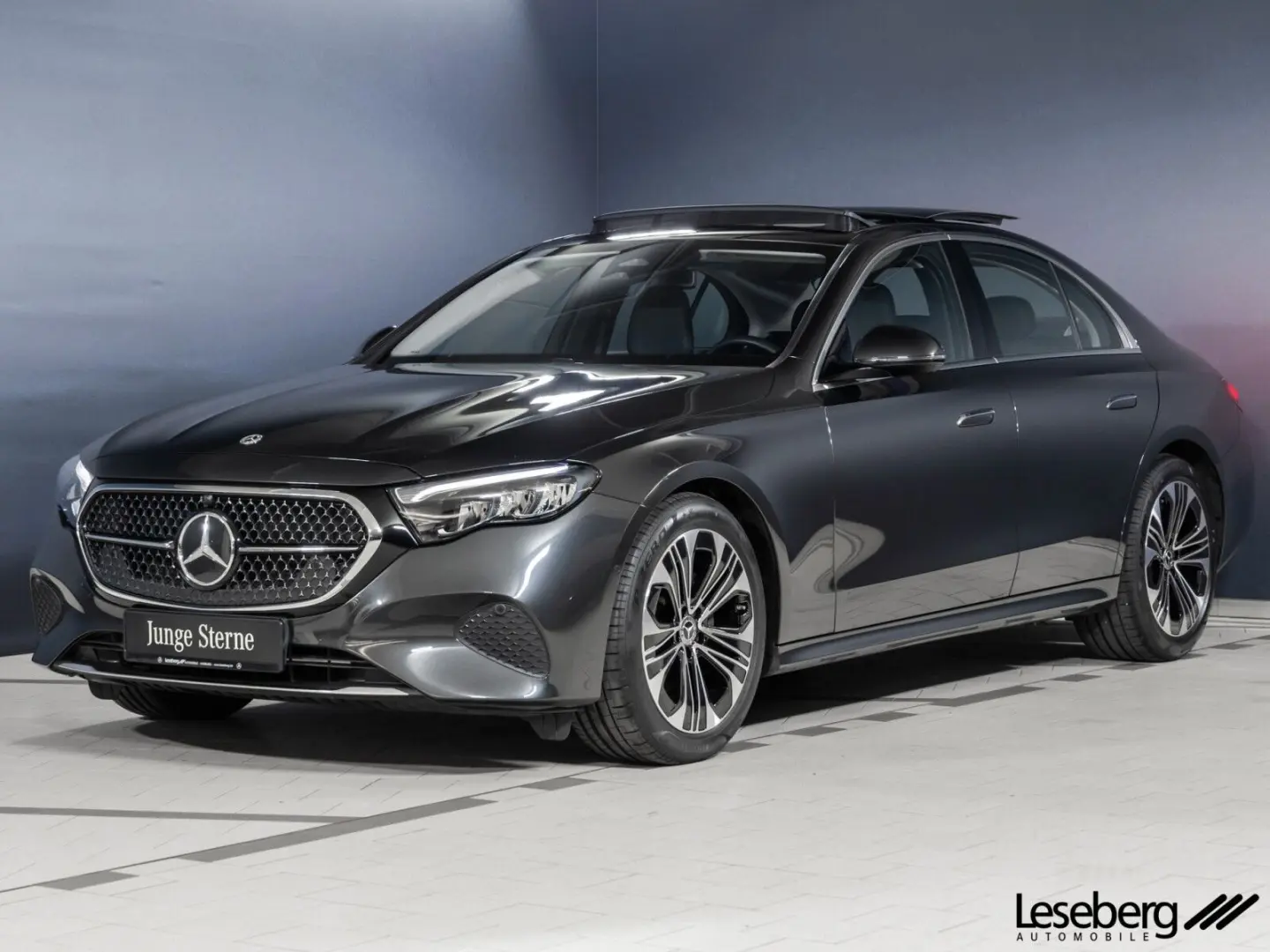 E 220 d Limousine LED / Pano /Kamera /Ambiente