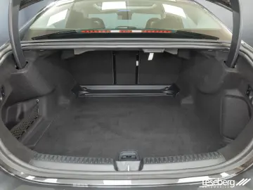 E 220 d Limousine LED / Pano /Kamera /Ambiente