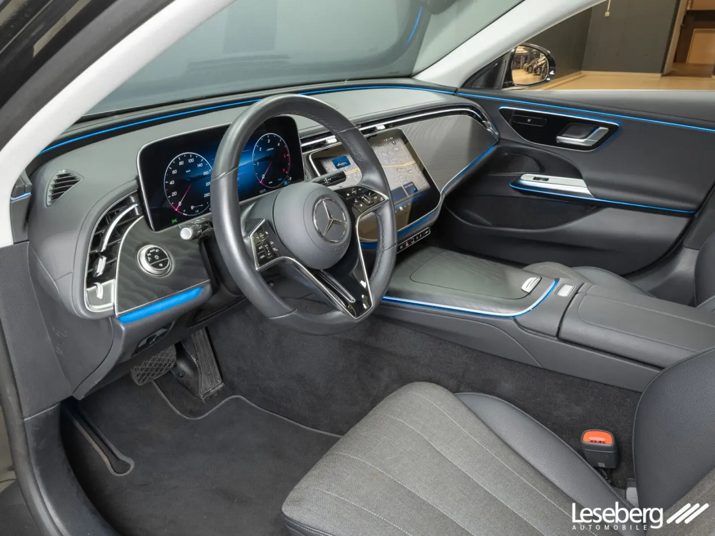 E 220 d Limousine LED / Pano /Kamera /Ambiente