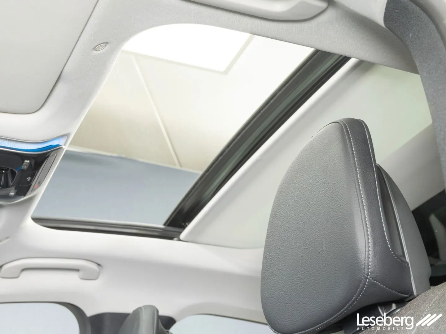 E 220 d Limousine LED / Pano /Kamera /Ambiente