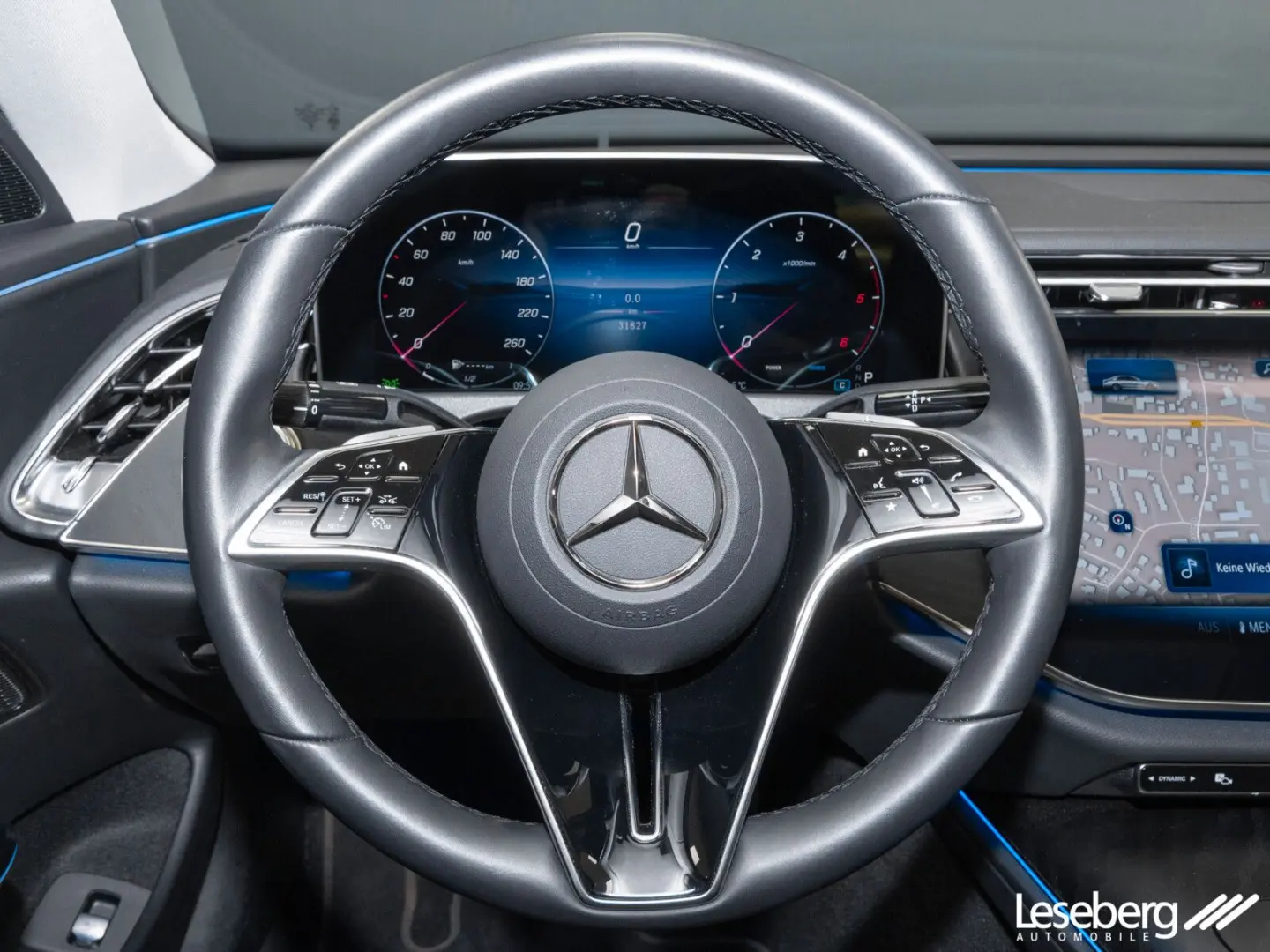 E 220 d Limousine LED / Pano /Kamera /Ambiente