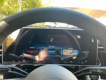 E 200 Limo AMG Night PanoD Dist 360K Superscreen