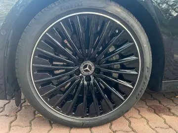 E 200 Limo AMG Night PanoD Dist 360K Superscreen