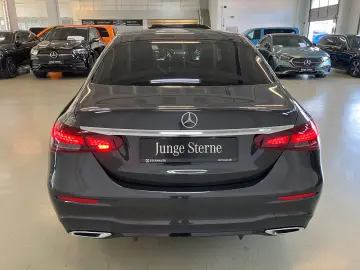 E 220 d AMG Pano Multibeam Distr Night RüCam