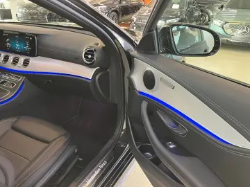 E 220 d AMG Pano Multibeam Distr Night RüCam