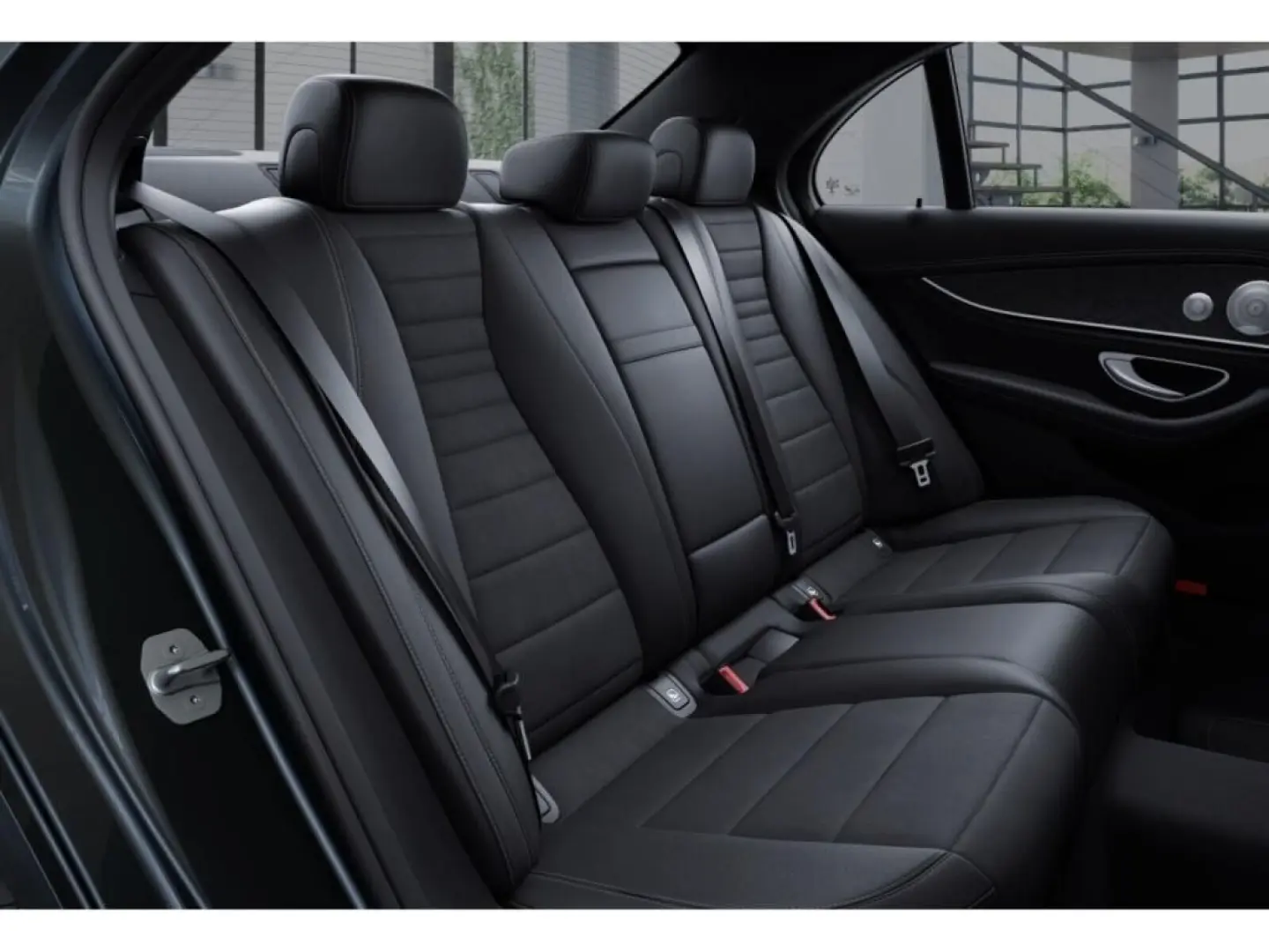 E 220 d AMG-Sport/Pano/Burm/AHK/HUD/Night/Distr