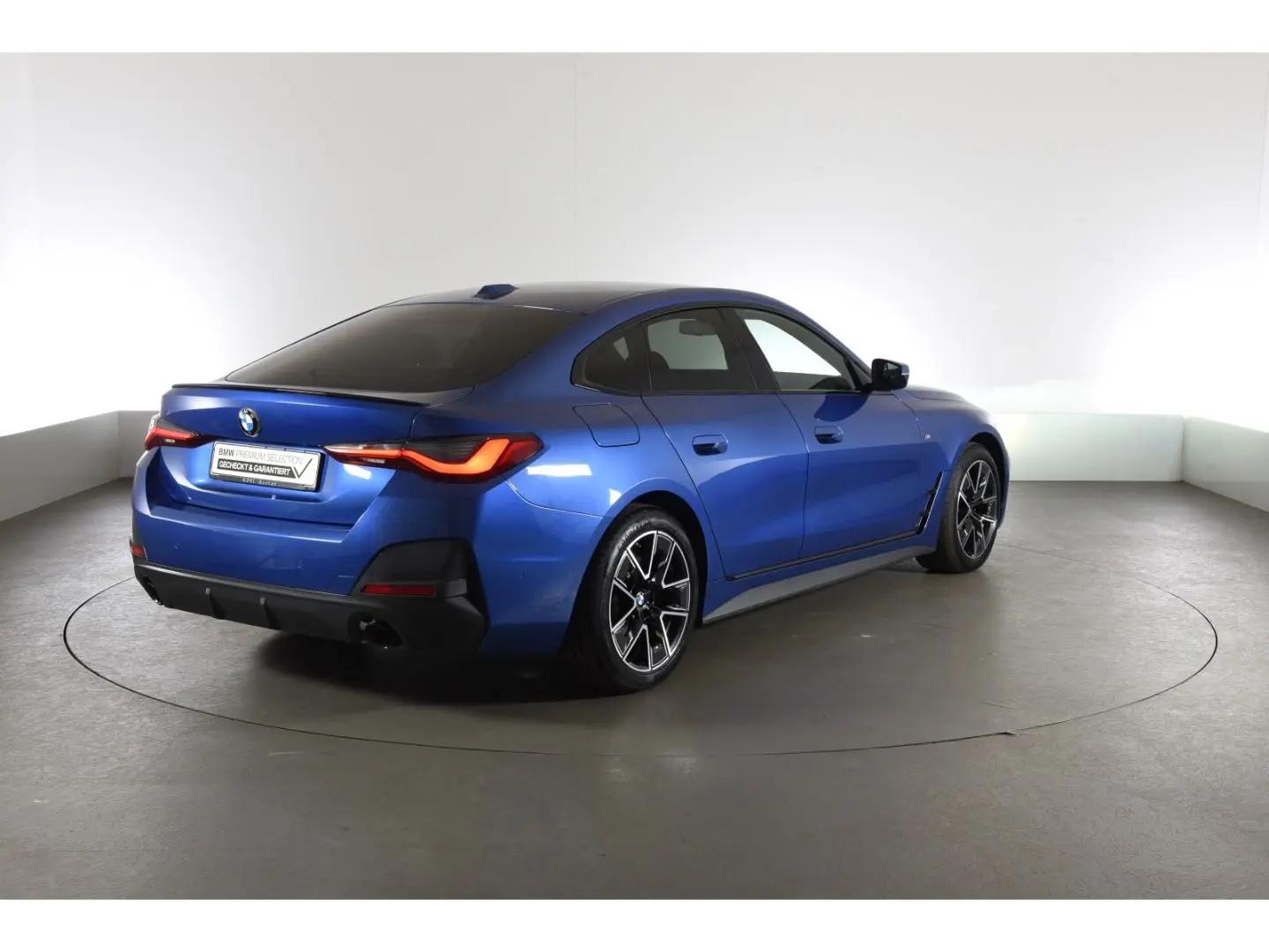 420 Gran Coupe d M Sport Harman Kardon Driving A