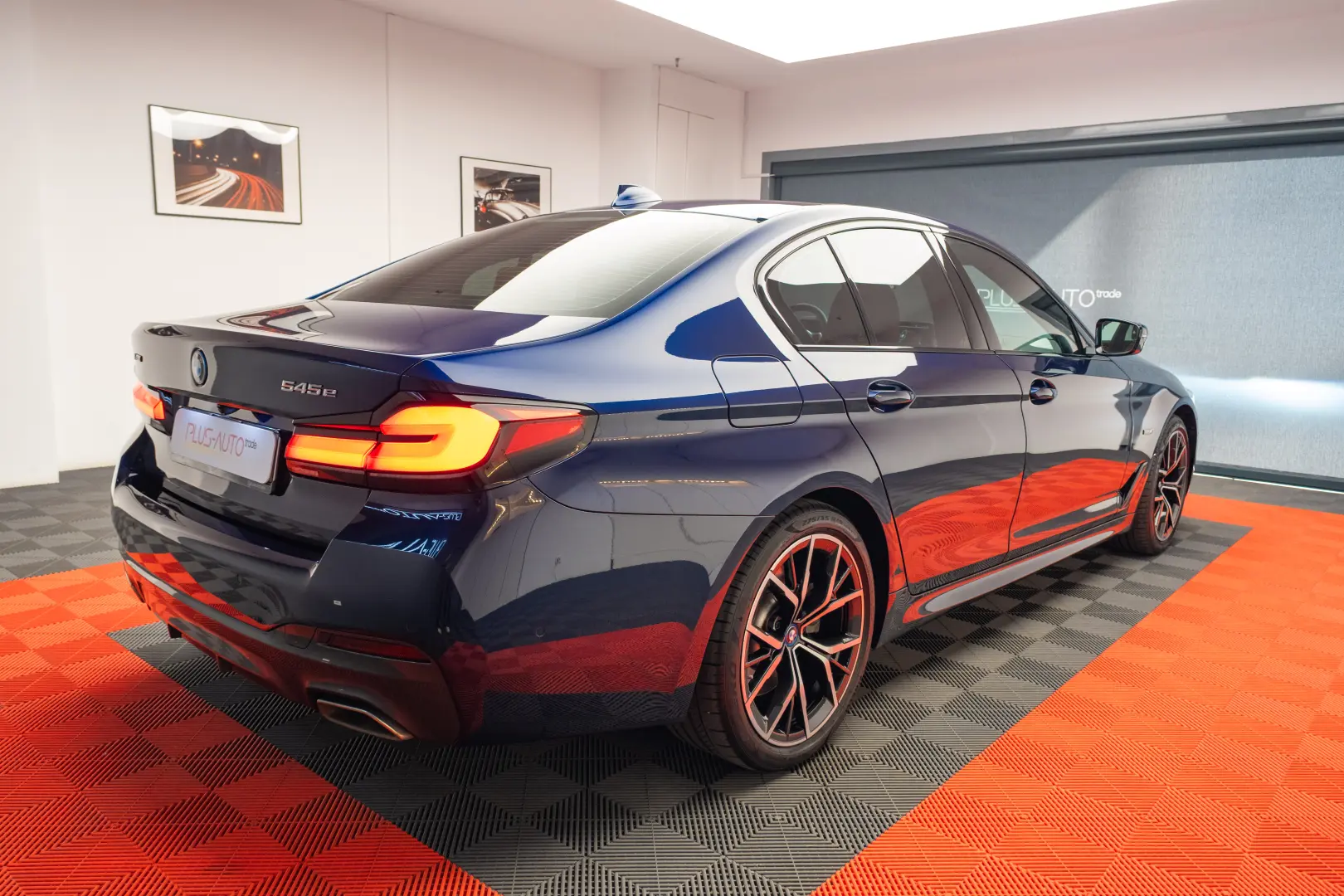 BMW 545e xDrive Pachet M Plug in Hybrid