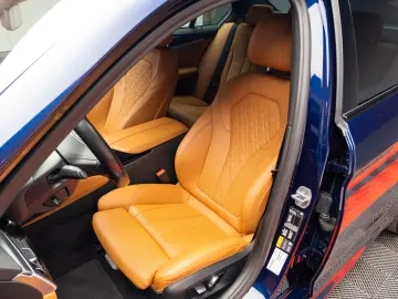 BMW 545e xDrive Pachet M Plug in Hybrid