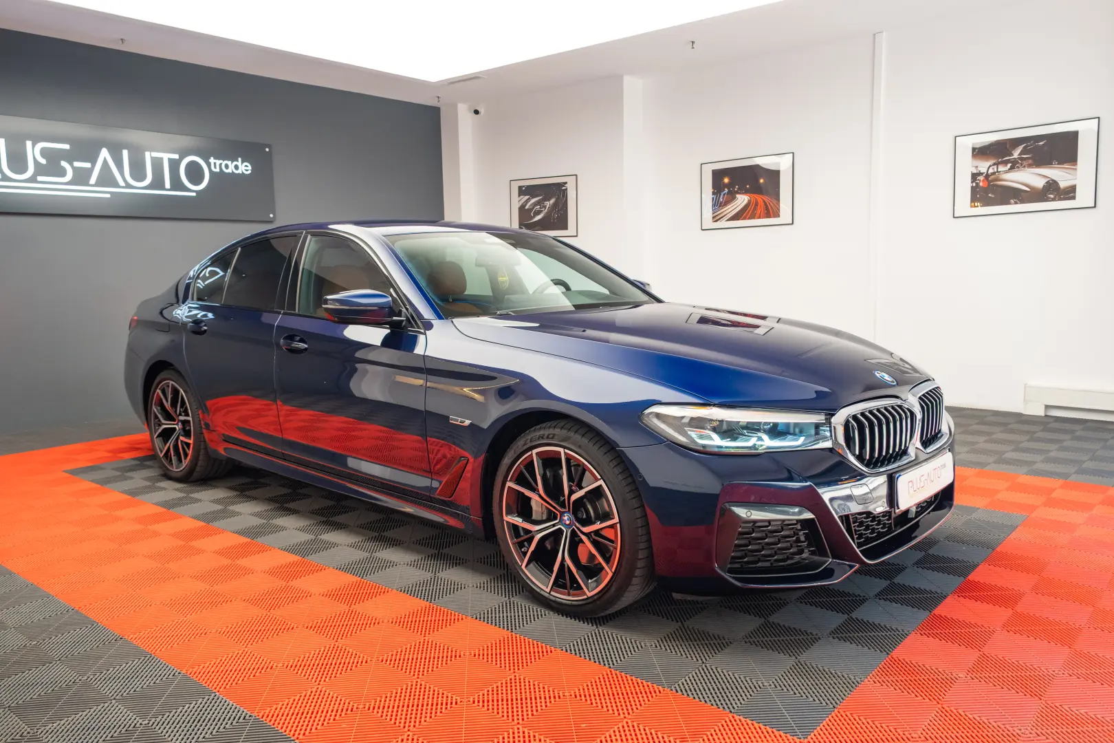 BMW 545e xDrive Pachet M Plug in Hybrid
