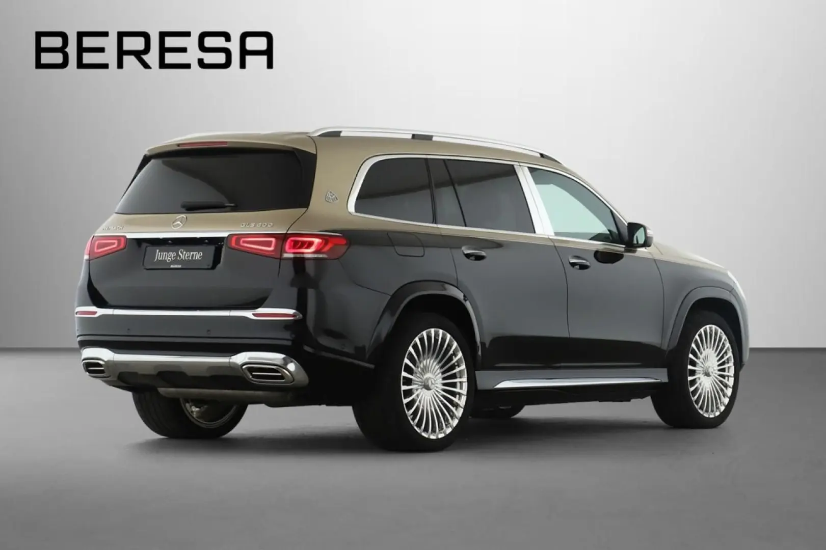 GLS 600 Maybach First-Class Fond TV Massage Pano