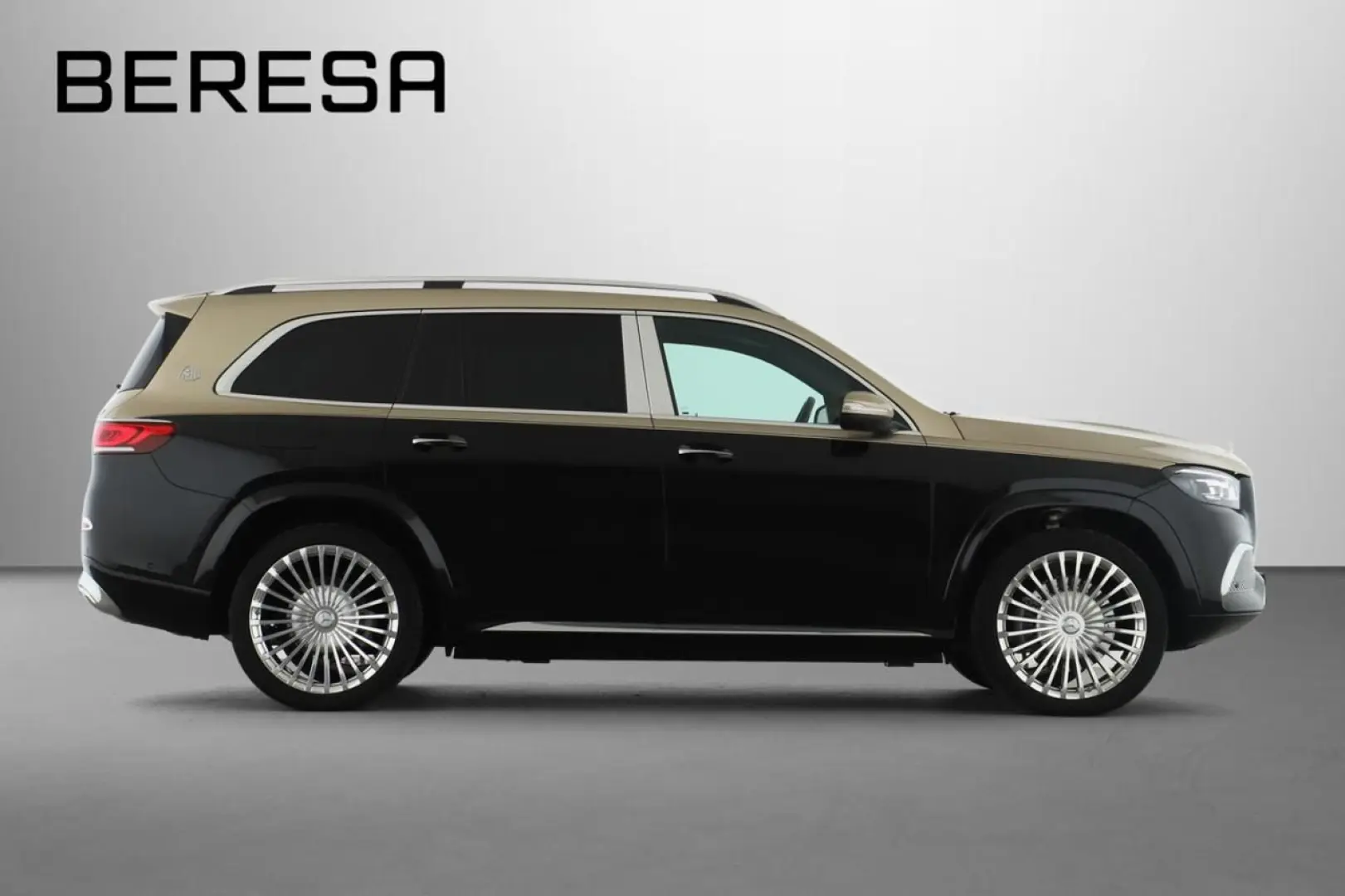 GLS 600 Maybach First-Class Fond TV Massage Pano