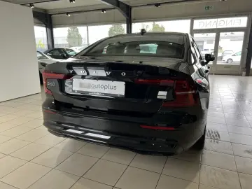 S60 T8 Ultimate Dark Recharge AWD B&W Massage
